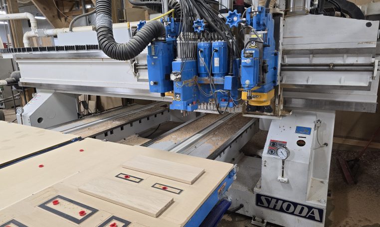 Shoda Twin Table CNC Router 5′ X 10′ | Black Hawk Machinery Sales